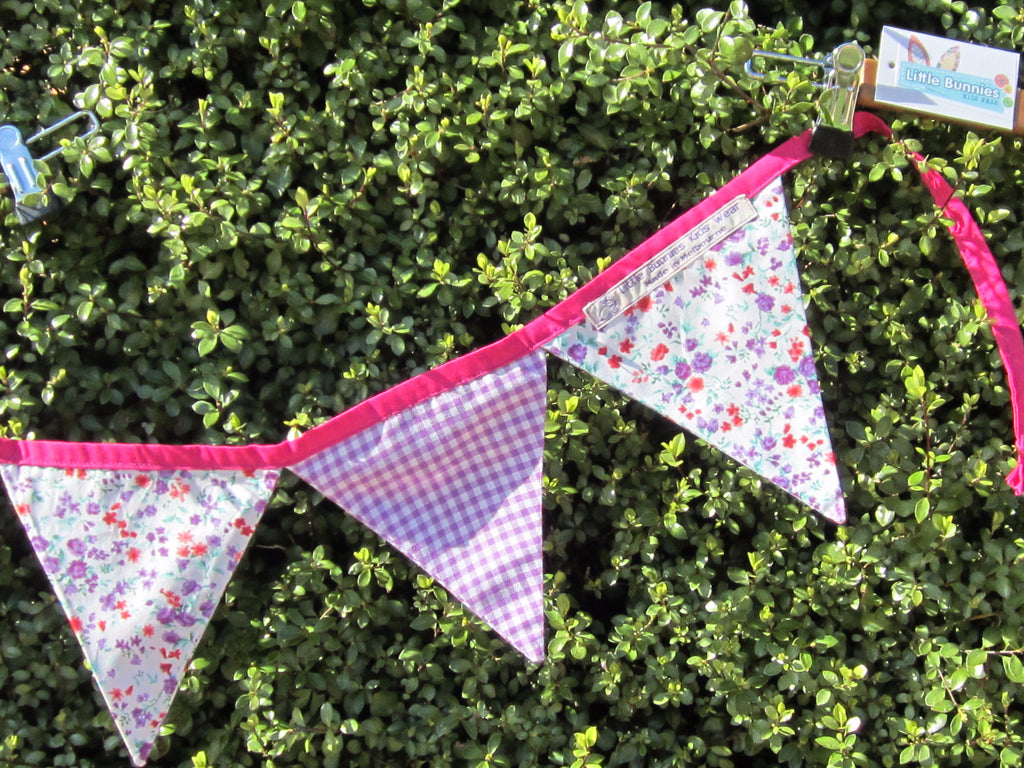Purple Gingham & Purple Red Floral Bunting Flags smooth edge